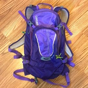 Women’s LUXE Camelbak